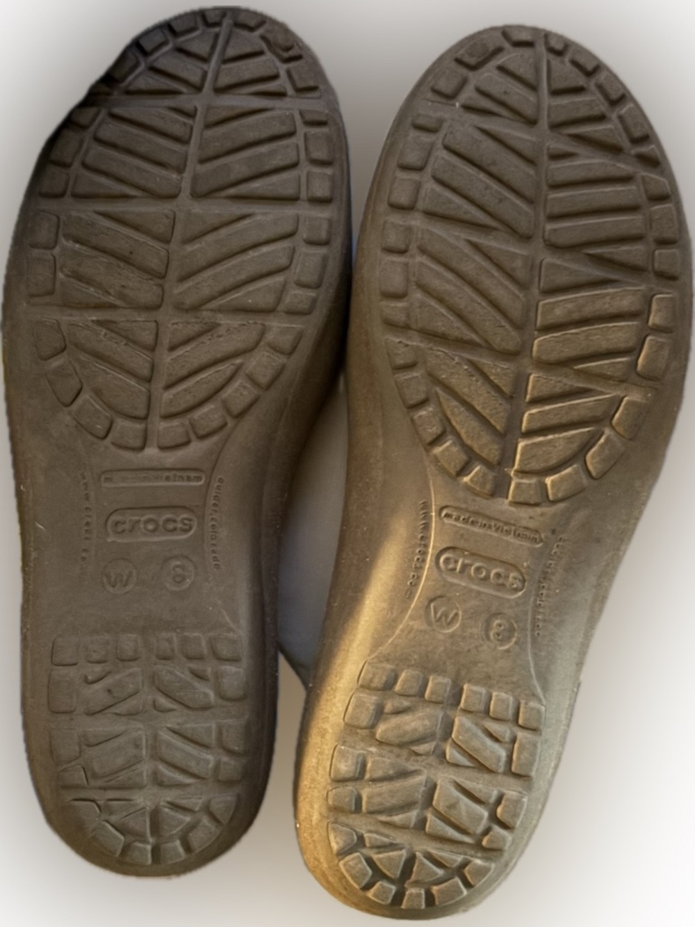 Women's Size 8 Crocs brown Mammoth-Lined Flats - Picture 5 of 5